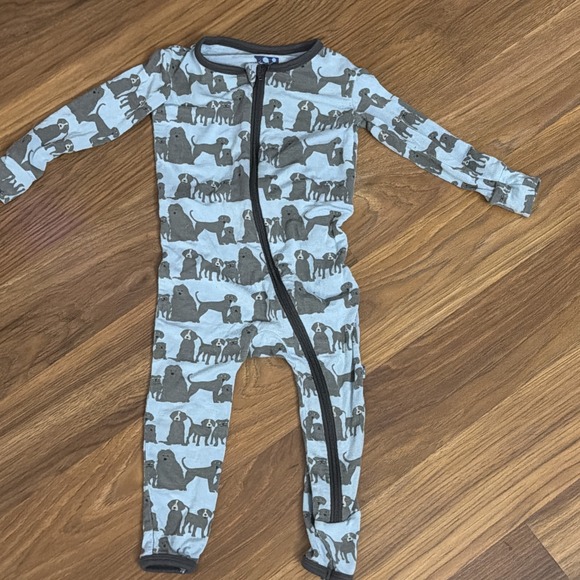 Kickee Pants Other - Kickee Pants Baby Boys 9-12 Months Puppy Dog Blue Bamboo Sleeper Pajamas